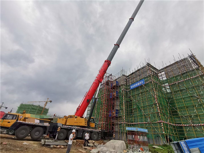 五华区短途转运 + 吊装一体，选随车吊还是汽车吊 + 货车？